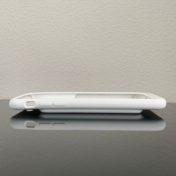 Apple iPhone 6/6s/7 Charging Case - Picture 6 of 6